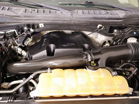 Used 2018 Ford F150 XLT w/ Equipment Group 302A Luxury image 20