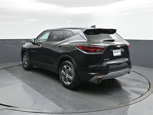 Used 2025 Chevrolet Blazer LT image 5