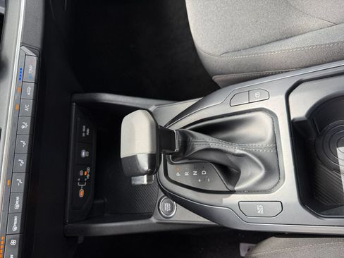 Used 2025 Kia K4 FWD image 38