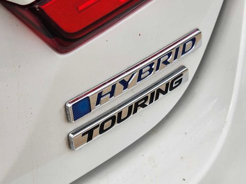 Used 2020 Honda Accord Touring image 11
