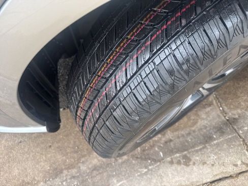 Used 2023 Lexus RX 350 350 Premium image 9