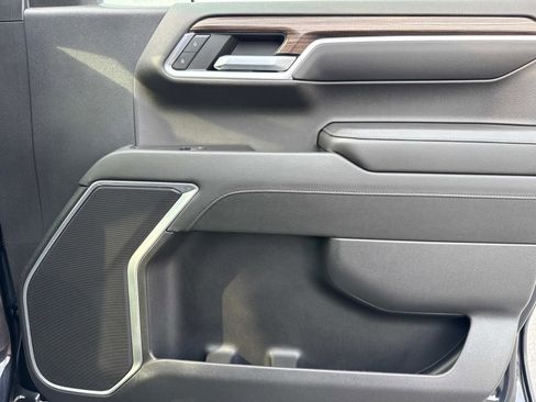 Used 2022 Chevrolet Silverado 1500 RST image 17