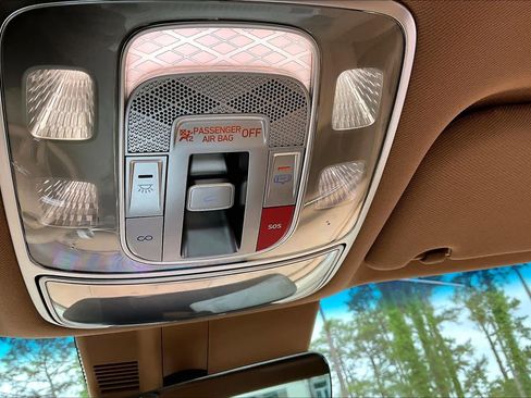 Used 2025 Genesis G80 2.5T Advanced AWD/4WD image 37