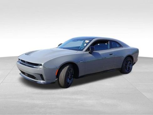 New 2025 Dodge Charger Daytona R/T w/ Sun & Sound Package AWD/4WD image 7