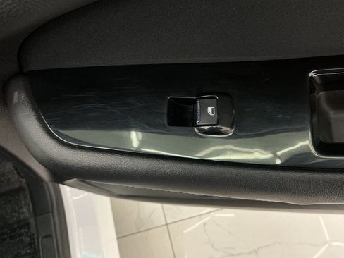 Used 2019 Ford Edge SEL FWD image 39
