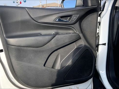 Used 2021 Chevrolet Equinox LT image 20
