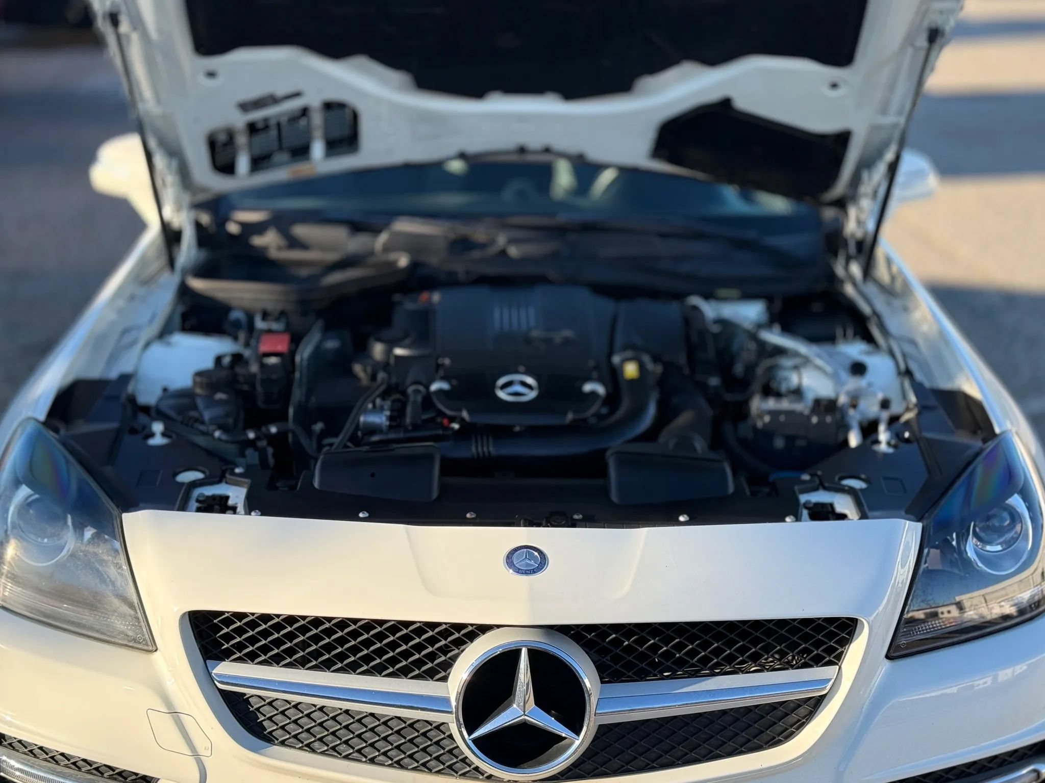 Used 2013 Mercedes-Benz SLK 250 image 29