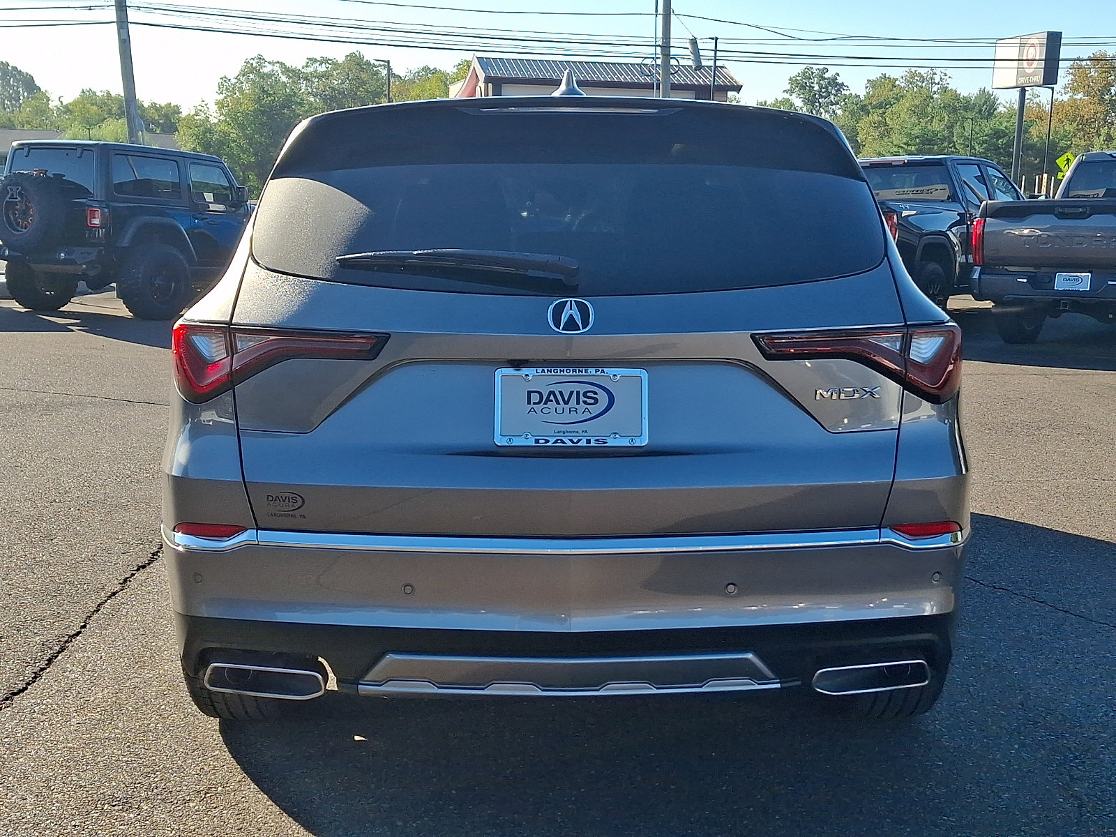 Certified 2026 Acura MDX w/ Technology Package FWD image 5