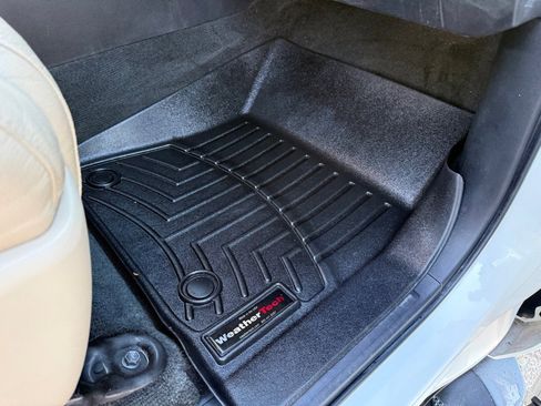 Used 2013 Toyota Sequoia Platinum image 26