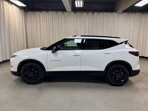 Used 2024 Chevrolet Blazer LT w/ Convenience Package image 8