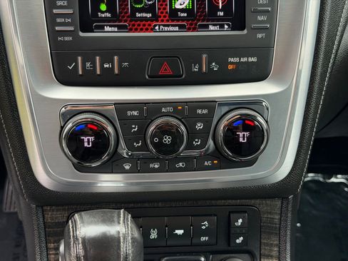 Used 2017 GMC Acadia Limited SLT FWD image 23