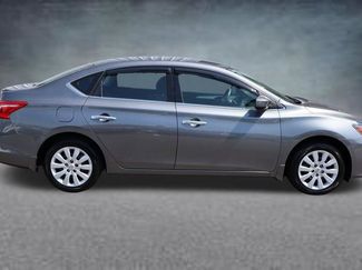 Used 2019 Nissan Sentra S FWD video 2