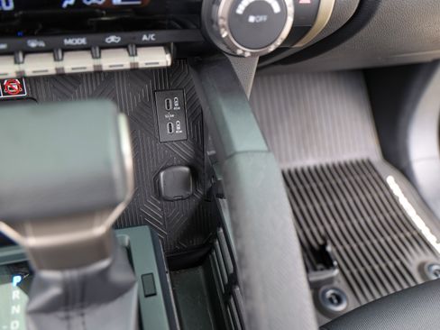 Certified 2025 Toyota Tacoma SR5 w/ SR5 Upgrade Package image 25