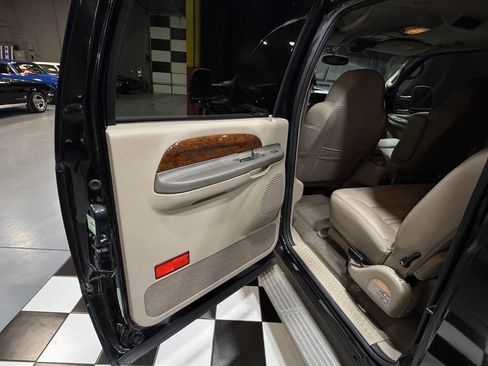 Used 2001 Ford Excursion Limited image 83