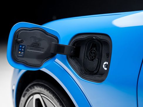 Used 2021 Ford Mustang Mach-E GT image 22