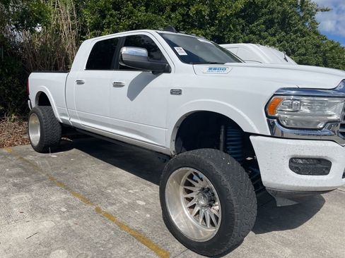 Used 2020 RAM 2500 Limited image 9