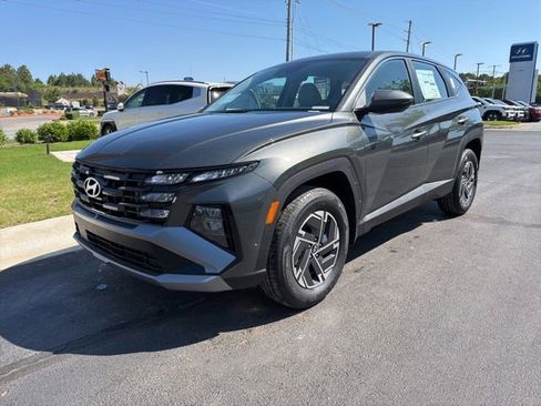New 2026 Hyundai Tucson Blue SE AWD/4WD image 3