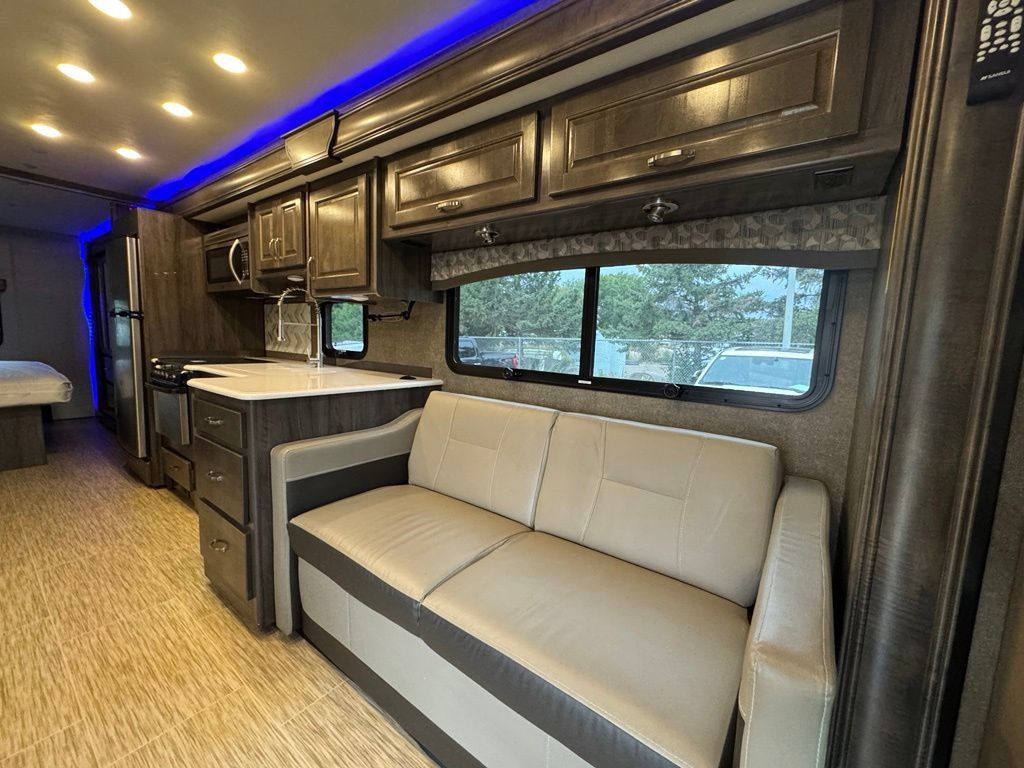 Used 2017 Ford E-450 and Econoline 450 Super Duty w/ Motorhome Prep Package RWD image 31