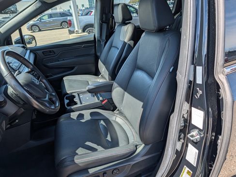 Used 2025 Honda Odyssey Sport-L image 22