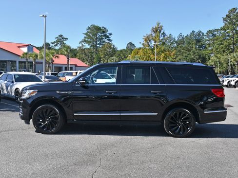 Used 2021 Lincoln Navigator L Reserve image 2