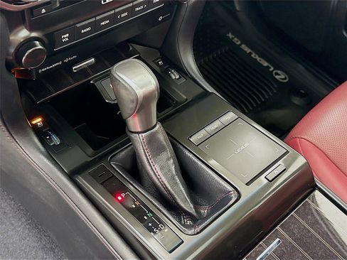 Used 2023 Lexus GX 460 Premium image 17