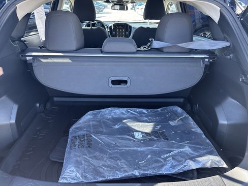 Used 2025 Subaru Crosstrek 2.0i Premium image 6