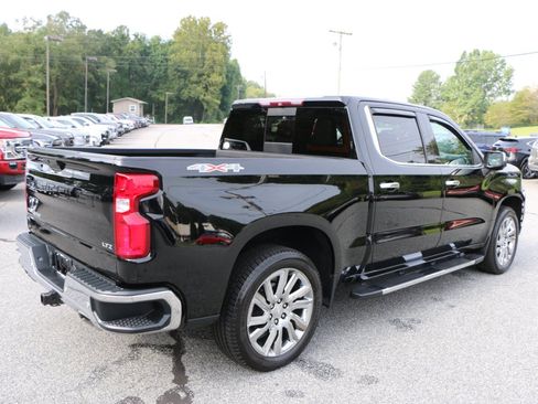Used 2019 Chevrolet Silverado 1500 LTZ w/ LTZ Premium Package AWD/4WD image 7