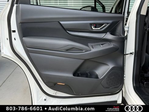 Used 2025 Subaru Ascent Premium AWD/4WD image 23