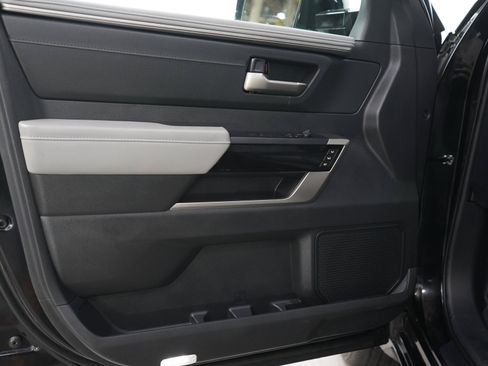 Used 2023 Toyota Tundra Limited AWD/4WD image 19