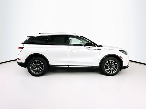 Used 2022 Lincoln Corsair AWD w/ Equipment Group 101A image 10