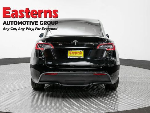 Used 2021 Tesla Model Y Long Range AWD/4WD image 6