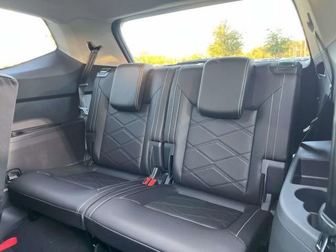 New 2026 Volkswagen Atlas SE FWD image 23
