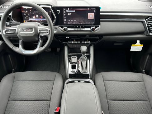 New 2026 GMC Canyon Elevation image 14