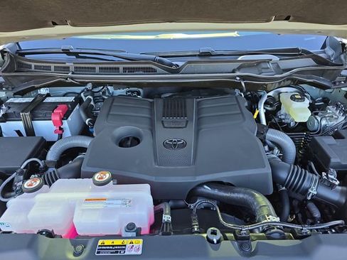 New 2026 Toyota Tundra Platinum image 30