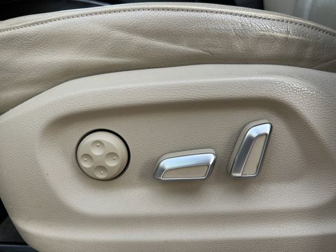 Used 2016 Audi Q5 3.0T Prestige w/ Prestige Package image 39