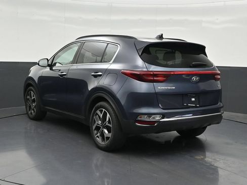Used 2020 Kia Sportage EX w/ EX Technology Package FWD image 3