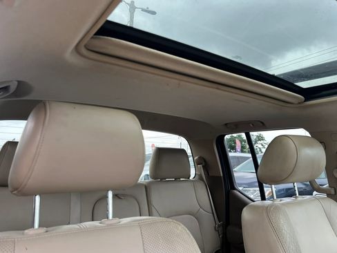 Used 2006 Nissan Frontier LE w/ (X01) Leather Pkg RWD image 15