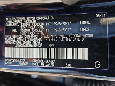 Used 2024 Toyota 4Runner TRD Off-Road Premium image 25