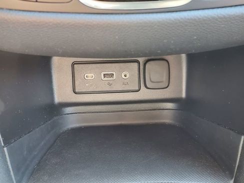 Certified 2023 Chevrolet Equinox LT image 34