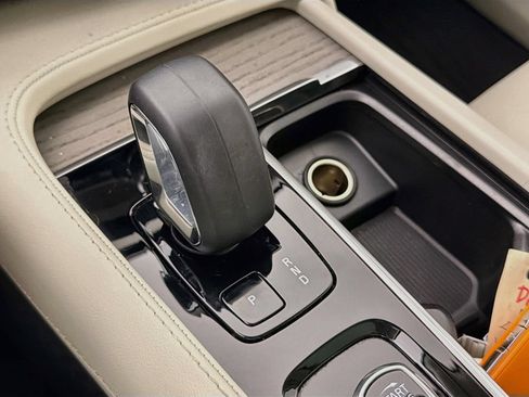 Certified 2024 Volvo XC90 T8 Plus w/ Protection Package Premier AWD/4WD image 18