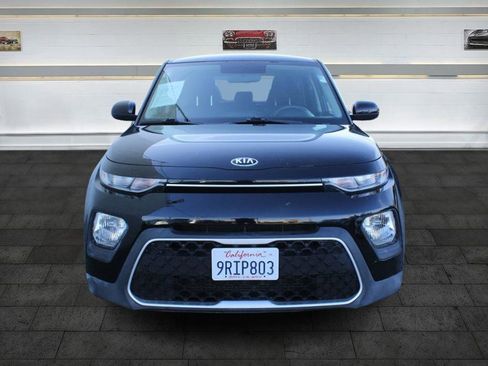 Used 2020 Kia Soul LX image 3
