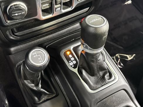 Used 2020 Jeep Gladiator Sport w/ Quick Order Package 24S image 26