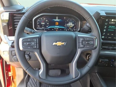 Used 2025 Chevrolet Silverado 2500 LTZ w/ LTZ Plus Package AWD/4WD image 24
