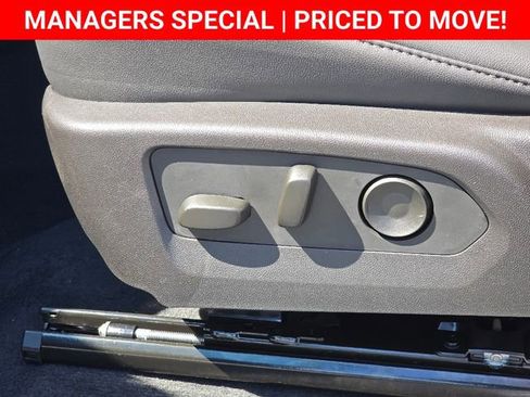 New 2025 Chevrolet Colorado LT w/ LT Convenience Package image 18