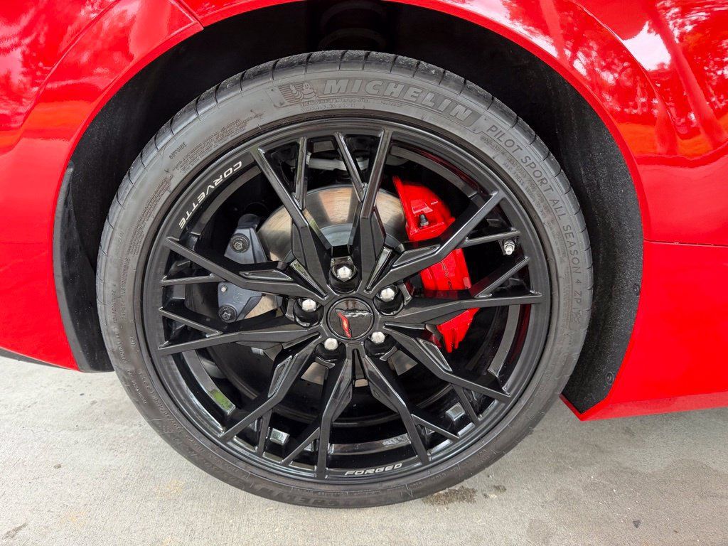 Used 2024 Chevrolet Corvette Stingray Coupe w/ 1LT RWD image 18