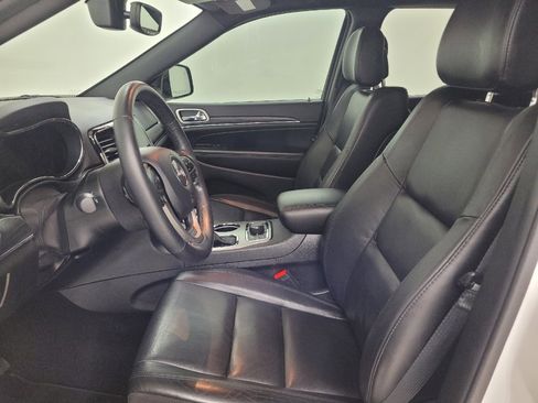 Used 2020 Jeep Grand Cherokee Limited AWD/4WD image 17