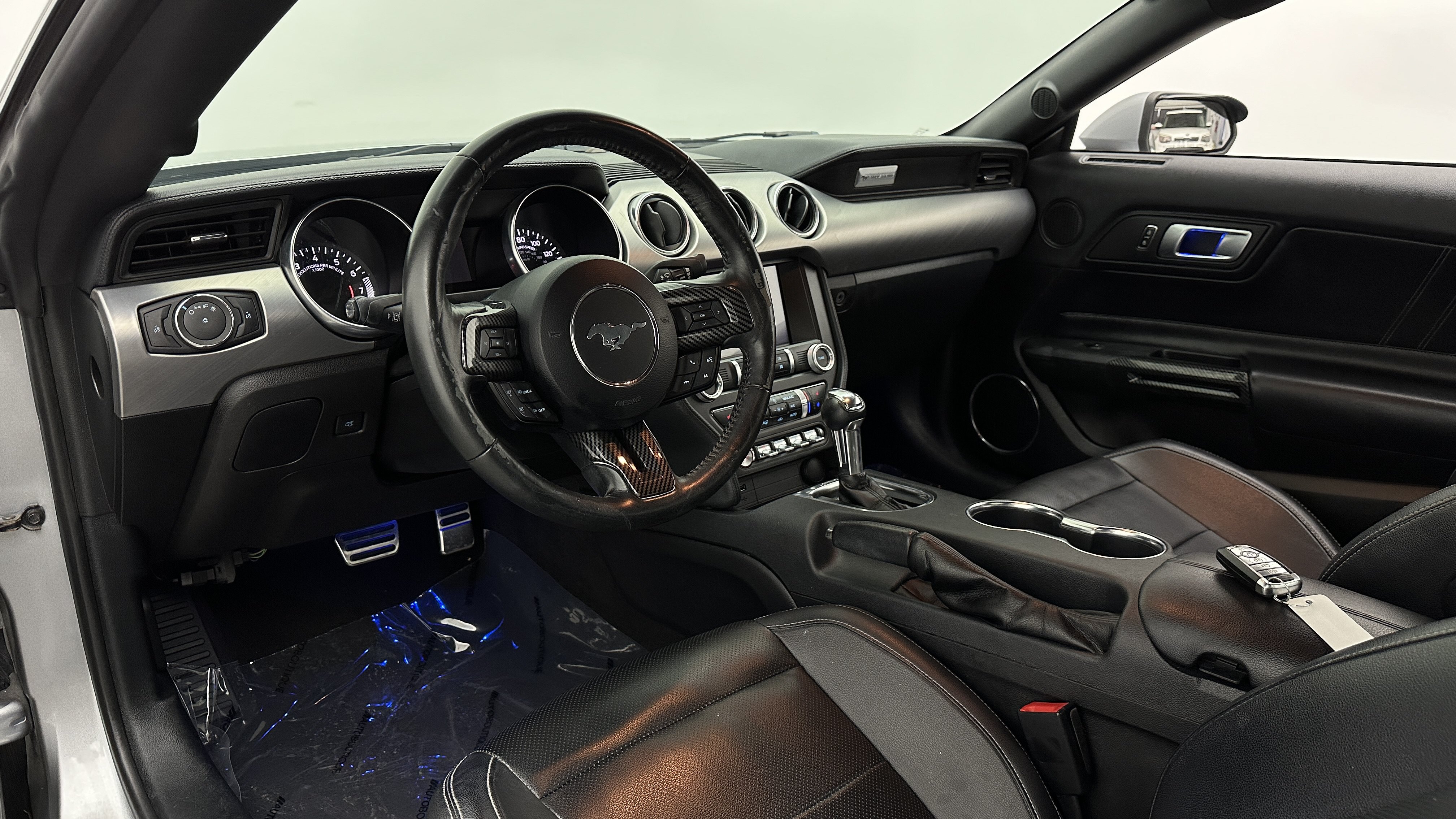 Used 2023 Ford Mustang Premium RWD image 11