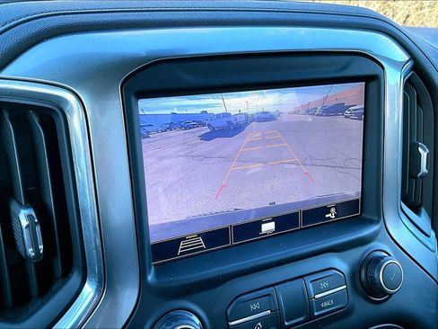 Used 2020 Chevrolet Silverado 1500 LT w/ All-Star Edition image 17