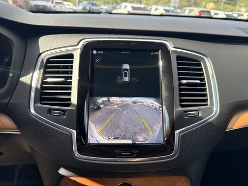 Certified 2024 Volvo XC90 T8 Core AWD/4WD image 12