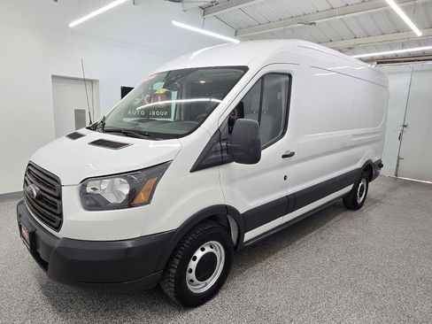 Used 2018 Ford Transit 150 148 Medium Roof RWD image 3